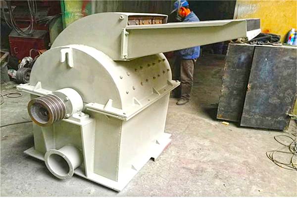 木材粉碎機 木材粉碎機